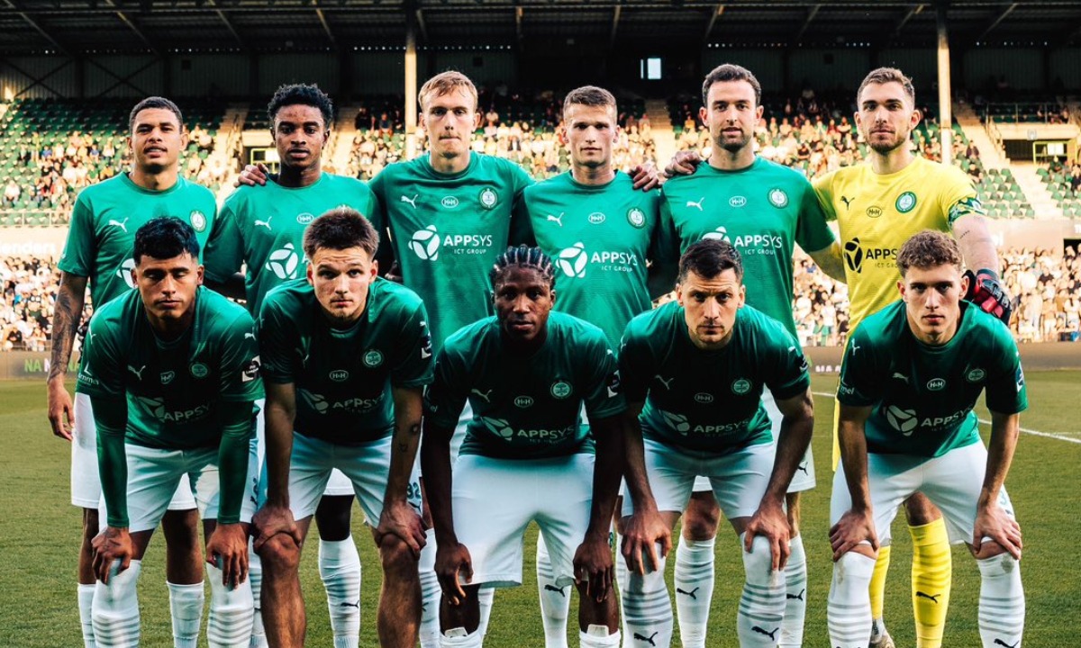 Kluiverth Aguilar fue titular en el duelo de vuelta ante Waregem. (Foto: Lommel SK)