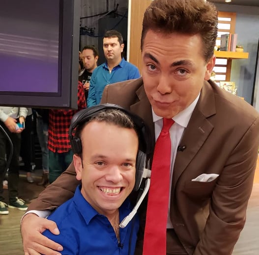 A lado de Cristian Castro (Foto: Carlitos el productor / Instagram)