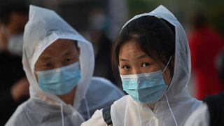 El coronavirus vuelve a golpear China: cierran una ciudad luego de convertirse en epicentro del brote