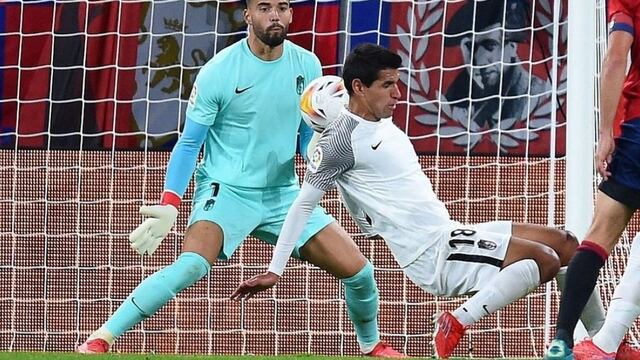 Se mantiene como titular: números de Luis Abram en el empate entre Granada y Osasuna