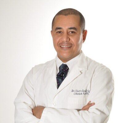 Edwin Arrieta Arteaga era un cirujano plástico de 44 años (Foto: Edwin Arrieta / Twitter)