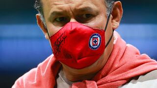 No quiere entusiasmarse: Juan Reynoso calificó la goleada de Cruz Azul como un accidente
