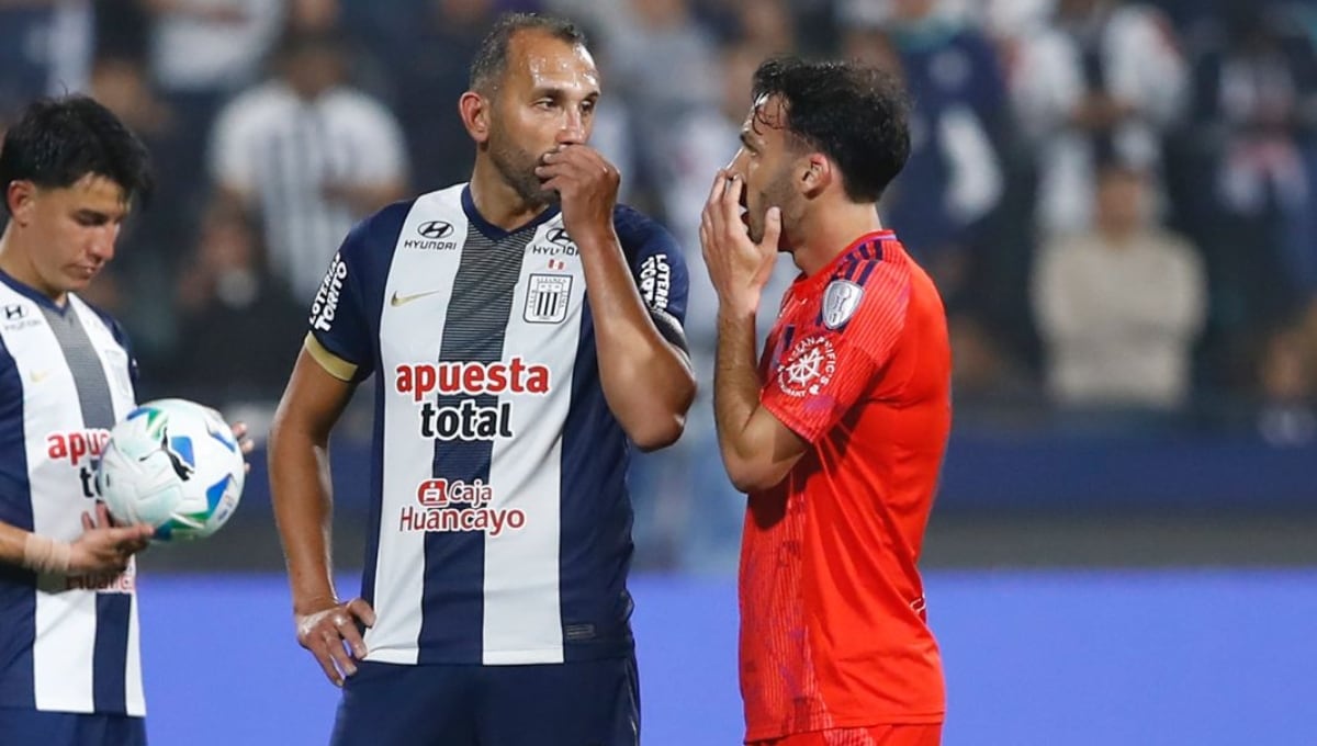 Hernán Barcos se reencontró con Sebastián Rodríguez, su excompañero en Alianza Lima. (Foto: GEC)