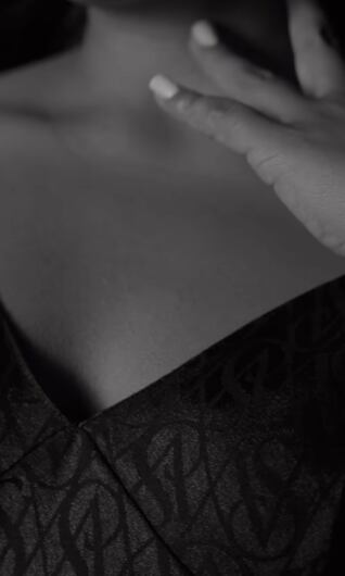 La actriz de "Roma" no presentó joyas durante su sesión de fotos con la marca (Foto: Yalitza Aparicio / Instagram)