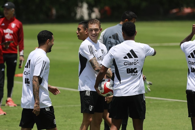 La Selección sumó su primer entrenamiento en Lima pensando en el duelo frente a Argentina. (Foto: Julio Reaño / GEC)