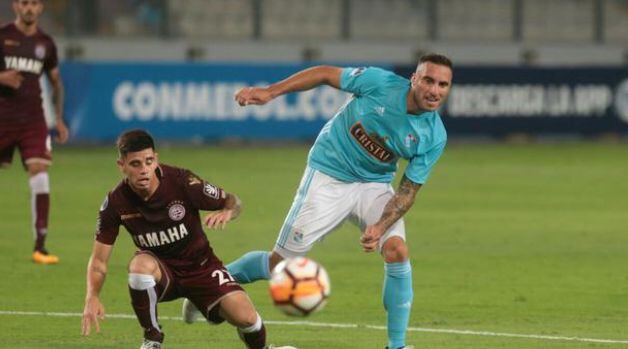 Cristal fue eliminado en fase 1 de la Sudamericana ante Lanús por un global de 5-4. (GEC)