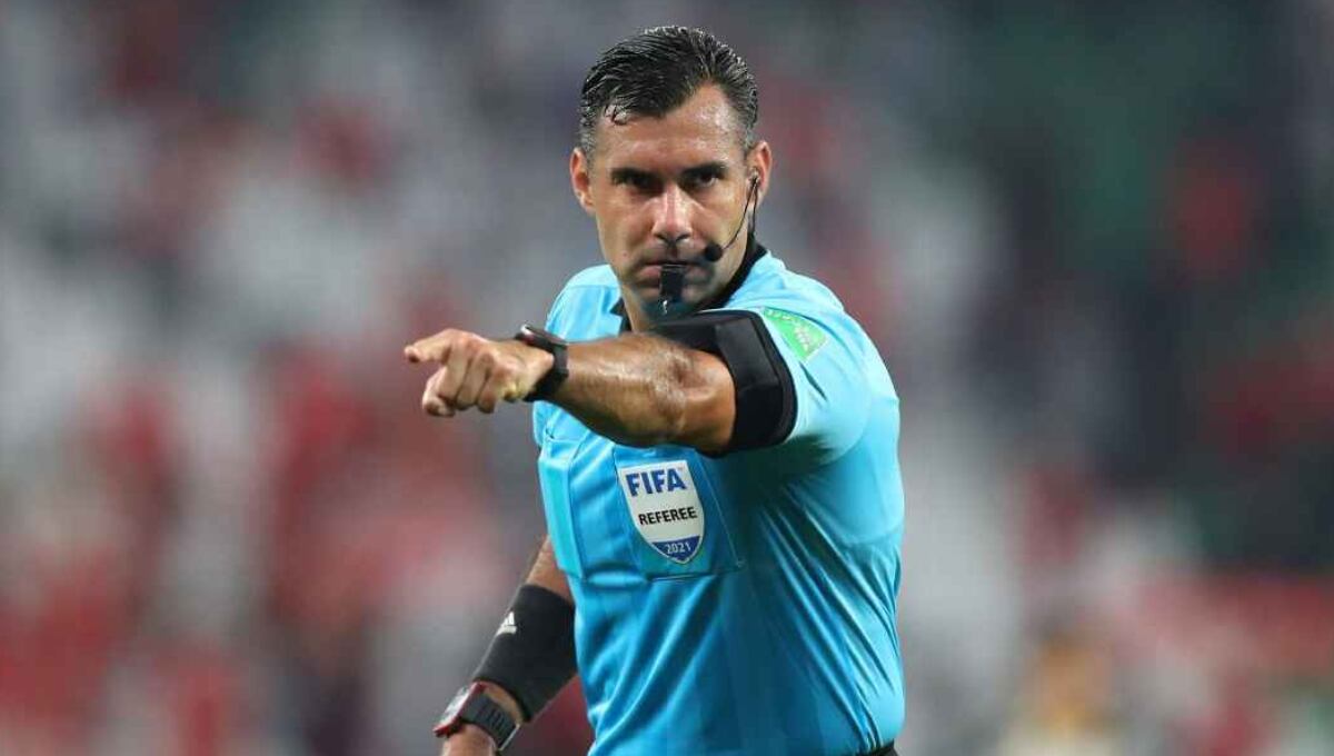 El guatemalteco Mario Escobar dirigirá el duelo entre Perú y Canadá. (Foto: Getty Images)