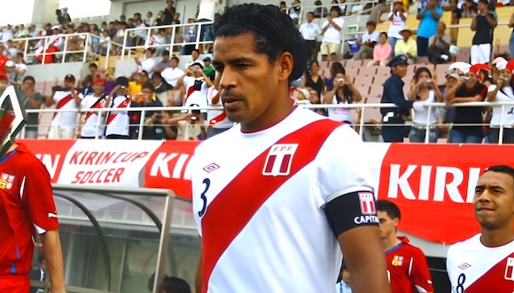 Santiago Acasiete disputó tres Copas América con Perú. (Foto: GEC)