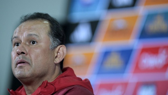 Conferencia de Juan Reynoso, En vivo: sigue las declaraciones del técnico de la selección peruana | Foto: AFP