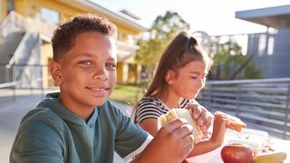 Cupones de alimentos SNAP: los 6 estados que pagarán el beneficio Sun Bucks hasta este viernes 23 de agosto