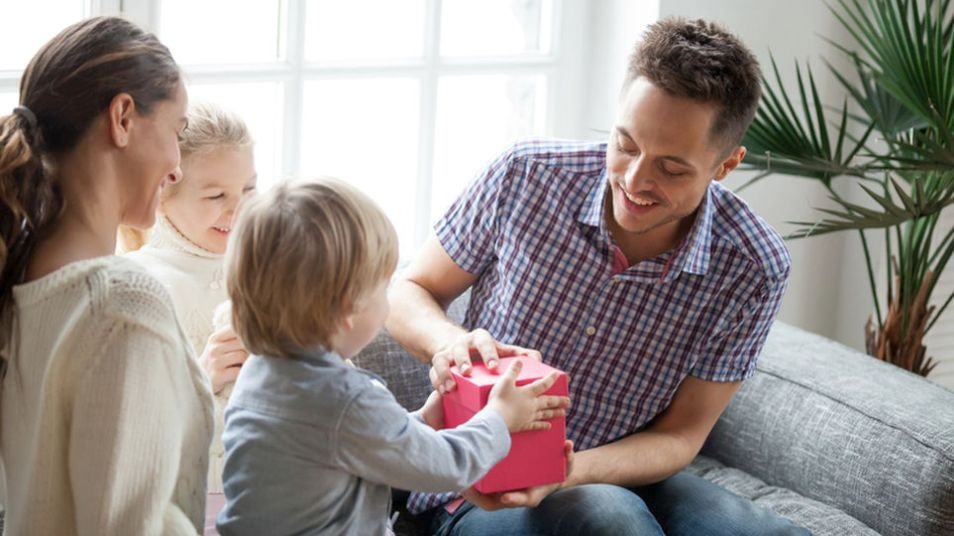 En todo el mundo quieren reconocer la labor de los padres (Foto: Pixabay)