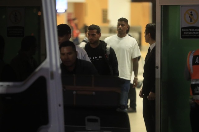 Raúl Ruidíaz, Miguel Araujo y Miguel Trauco llegaron a Lima para sumarse a la Selección Peruana. (Foto: Cesar Campos/@photo.gec)