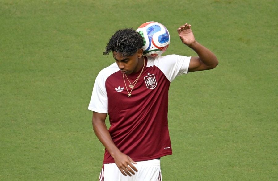 Lamine Yamal es el futbolista más desequilibrante que tiene España. (Foto: Alfredo Estrella / AFP)