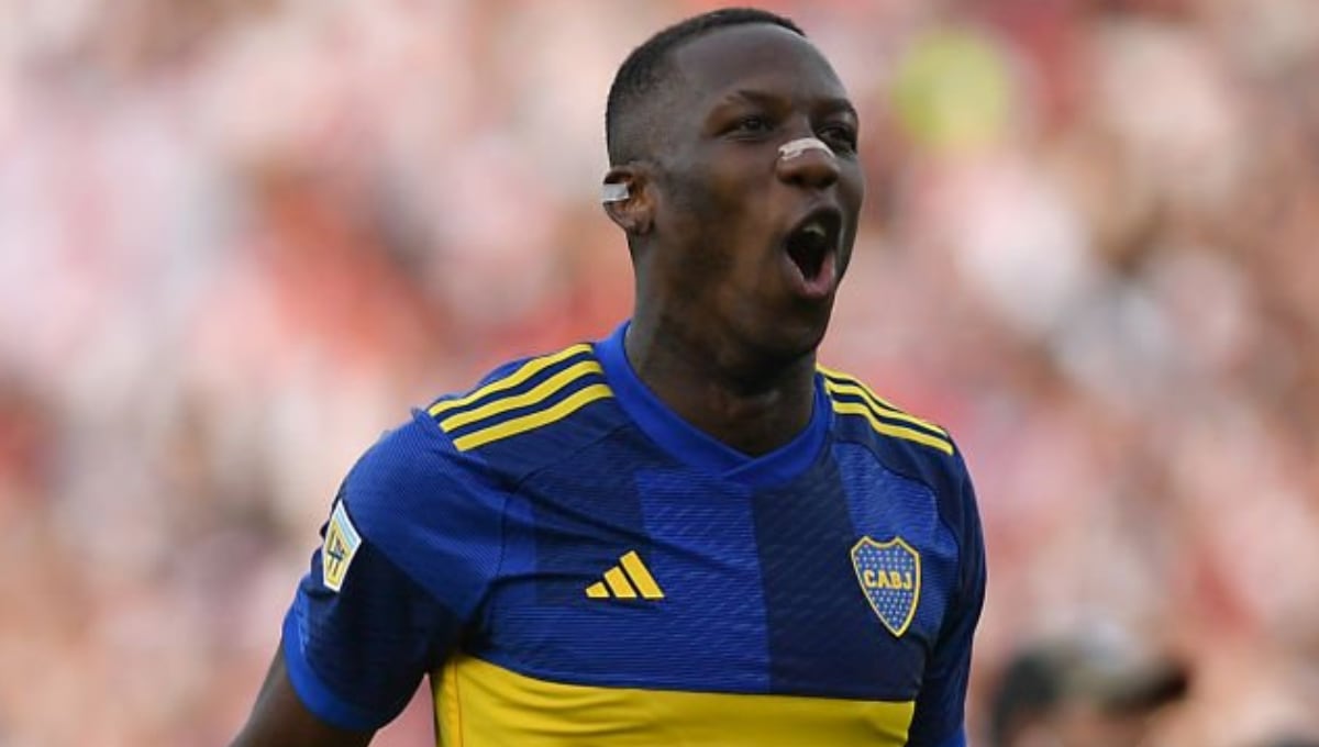 Luis Advíncula tendrá su cuarto partido como capitán de Boca Juniors. (Foto: Getty Images)
