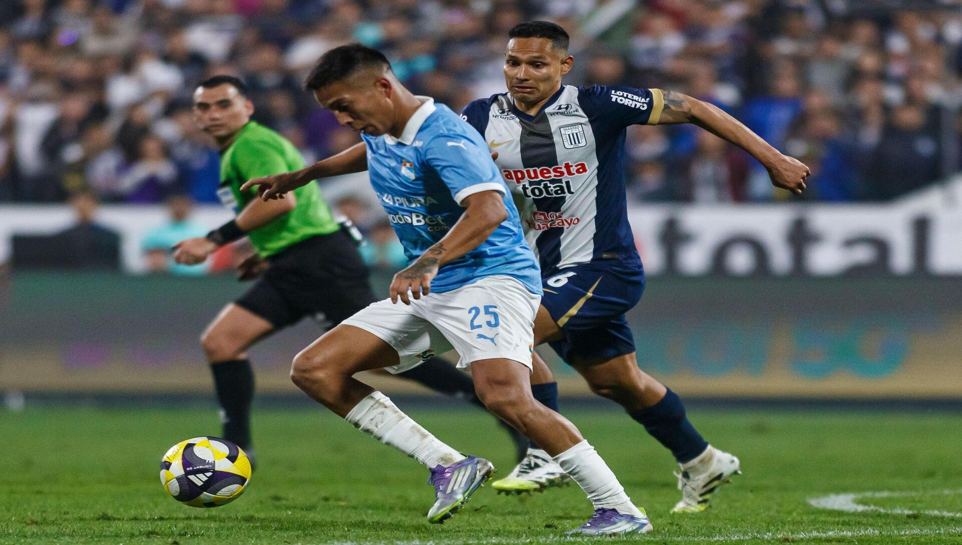 Los celestes aspiran arrancar con victoria el torneo en el partido Deportivo Garcilaso vs Sporting Cristal (Crédito: Alamy Stock Photo).