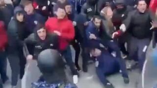 Graves incidentes: aficionados de Independiente se enfrentaron a las autoridades [VIDEO]