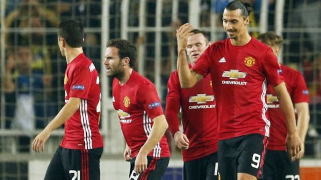 El 'Diablo' no pudo en el infierno: Manchester United perdió 2-1 ante Fenerbahce