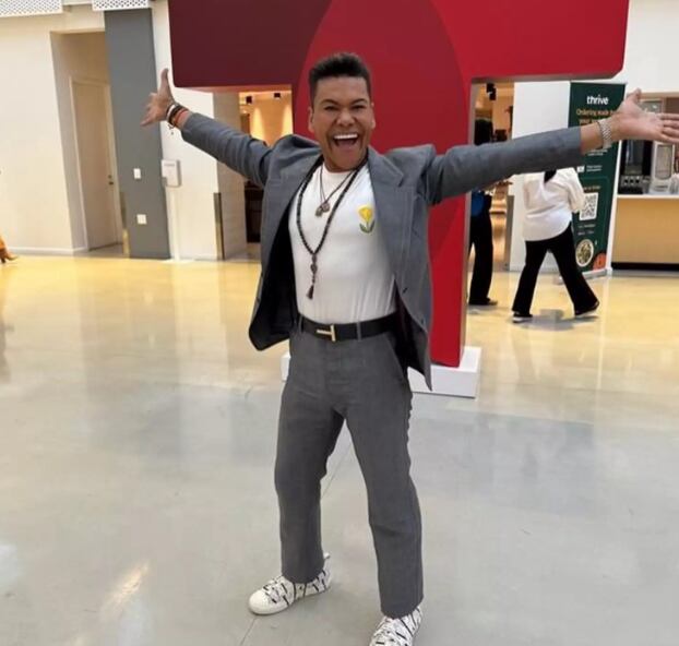 El Niño Prodigio en su nueva etapa en Telemundo (Foto: Niño Prodigio / Instagram)