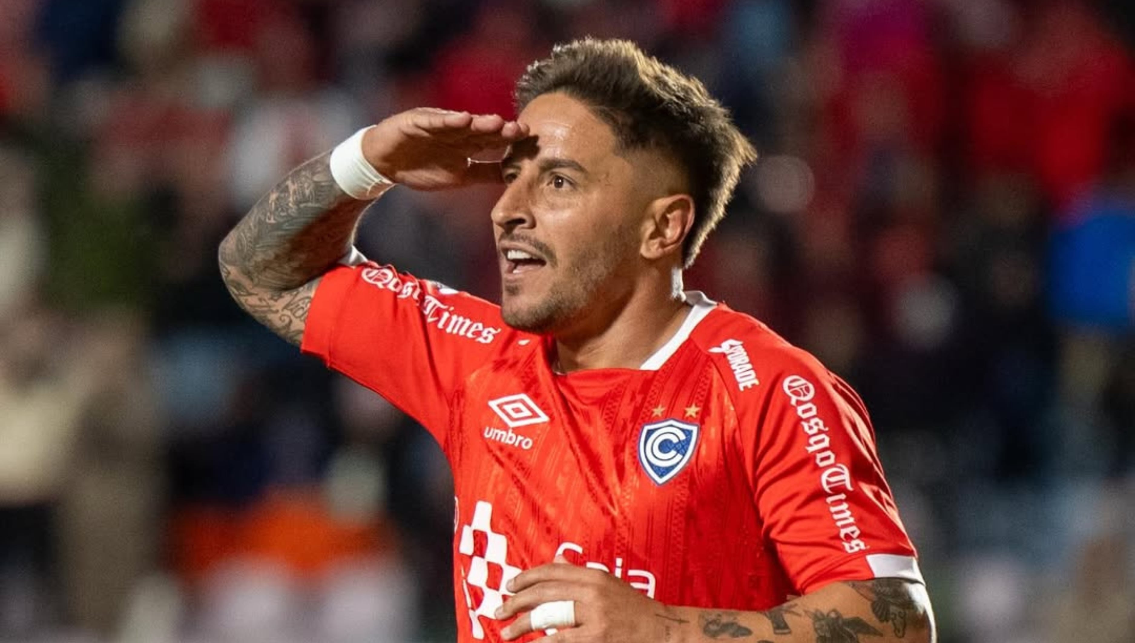 Hay dudas sobre si Alejandro Hohberg arranca de titular o como variante en el banquillo de suplentes. (Foto: Cienciano)