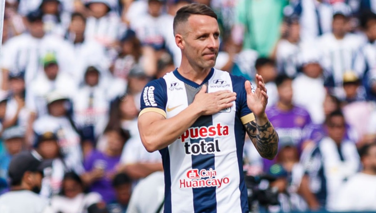 Pablo Lavandeira tiene contrato con Alianza Lima por todo la temporada 2025. (Foto: Getty Images)