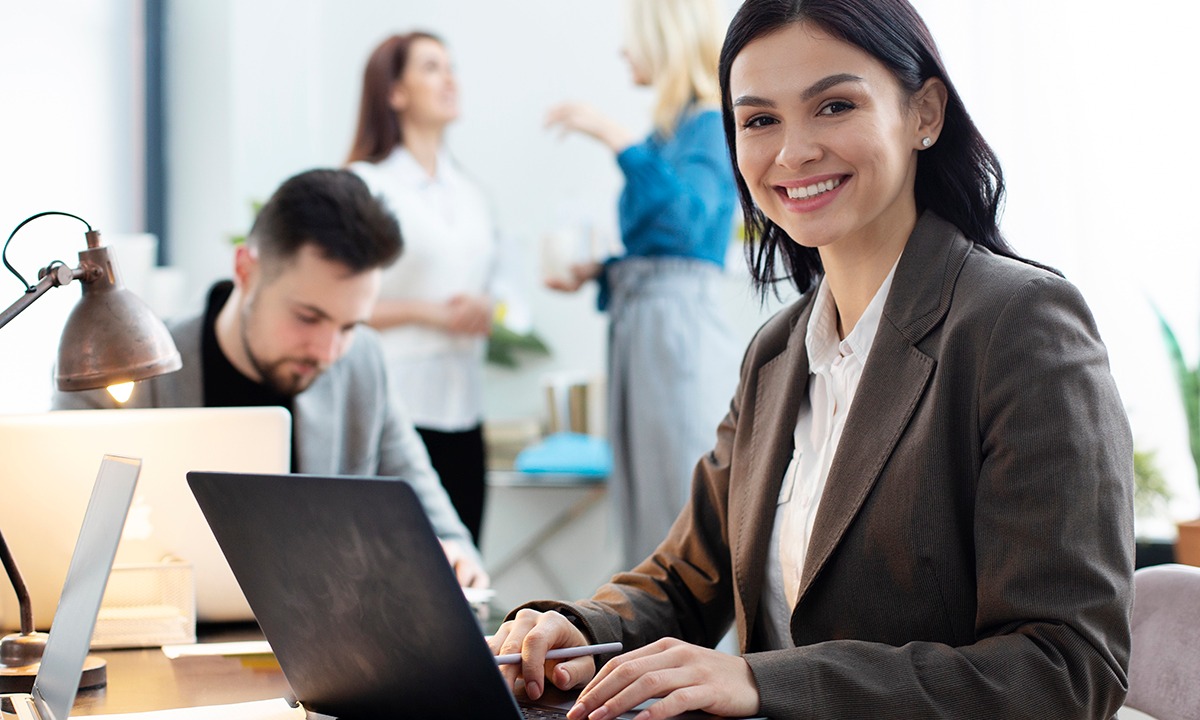 Frases y mensajes para enviar por el Día del Contador. (Foto: Freepik)