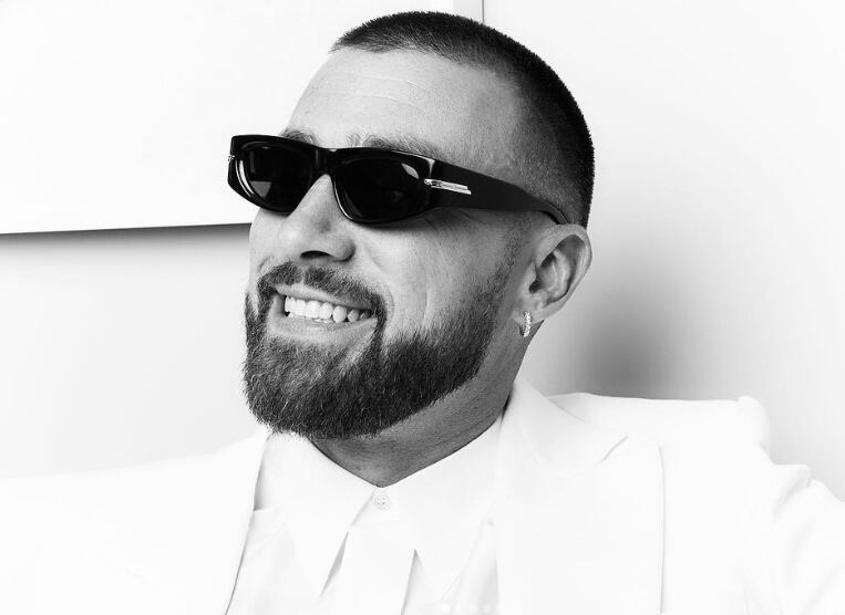 Incluso, se anima a ser modelo (Foto: Travis Kelce/ Instagram)