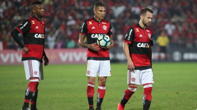 Flamengo, con Guerrero y Trauco como titulares, empató 2-2 con Palmeiras y complica sus chances en el Brasileirao