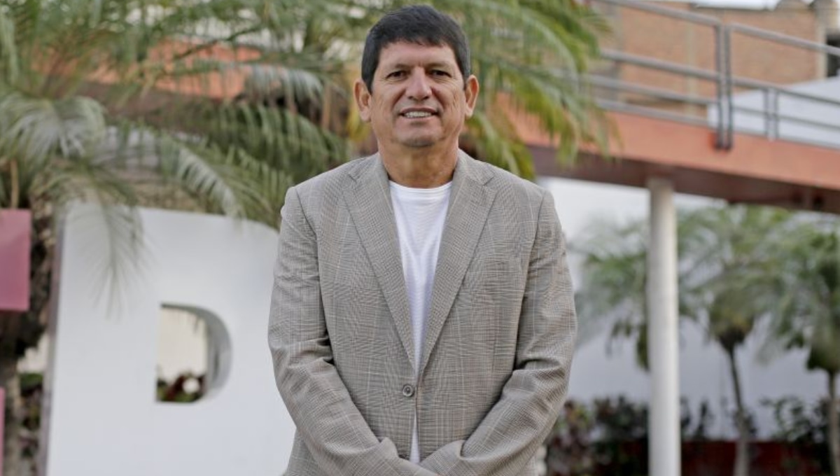 Agustín Lozano es presidente de la FPF y fundador de Juan Pablo II College. (Foto: César Bueno / GEC).