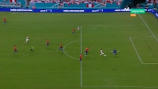 Cueva lo dejó mano a mano: Raúl Ruidíaz estuvo a punto de marcar el primer gol del partido [VIDEO]