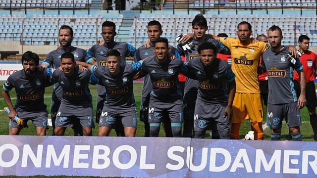 ¡Así saltan a la cancha! El once de Sporting Cristal para enfrentar a Sport Boys por la Copa Bicentenario [FOTOS]