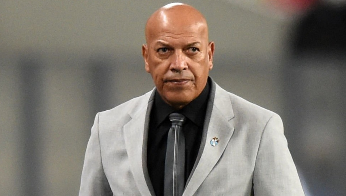 Roberto Mosquera tendrá el reto de salvar del descenso a Alianza Universidad. (Foto: Getty Images)