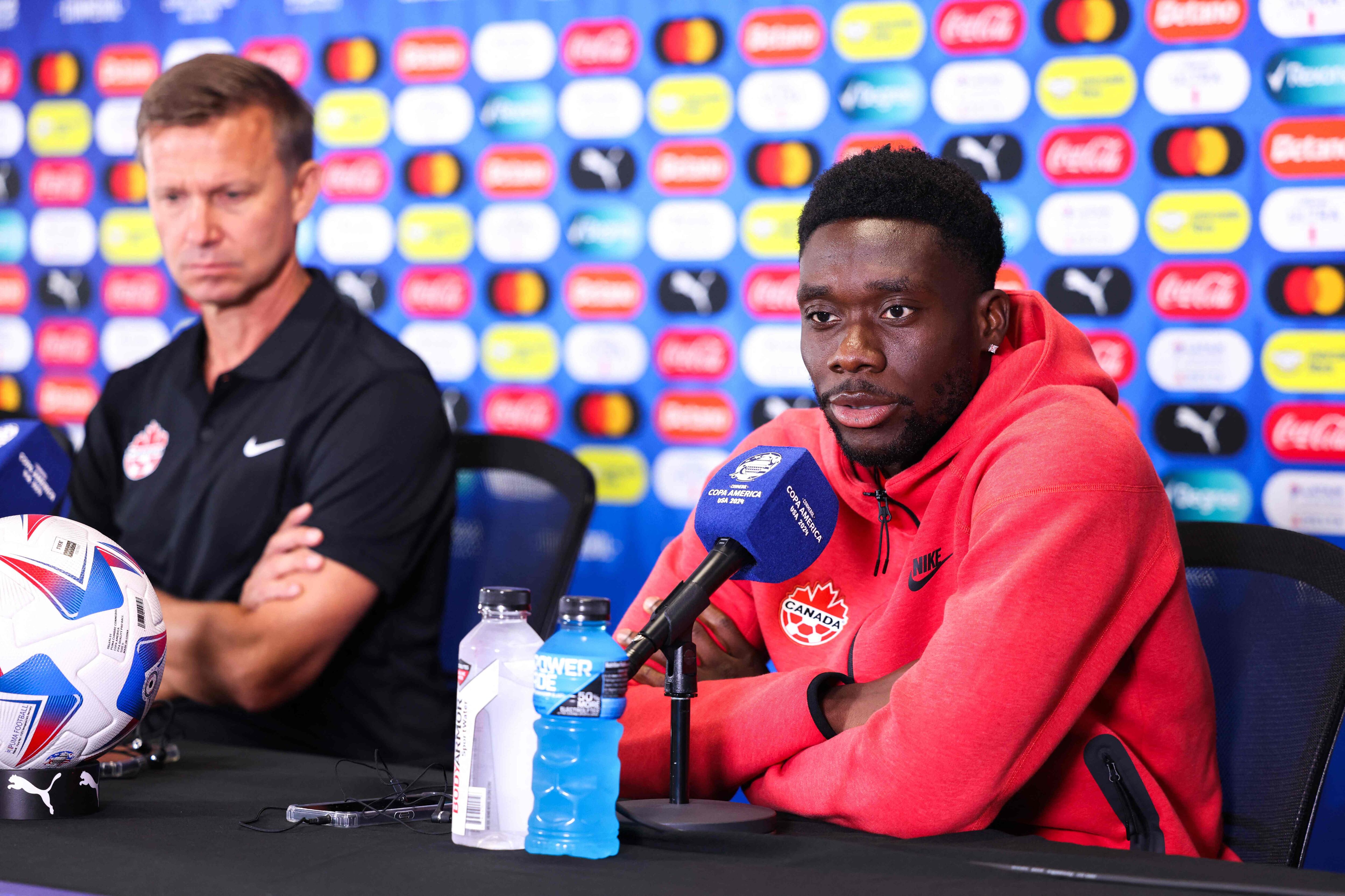Alphonso Davies, en la mira del Real Madrid para el mercado de verano. (Foto: Charly TRIBALLEAU / AFP)