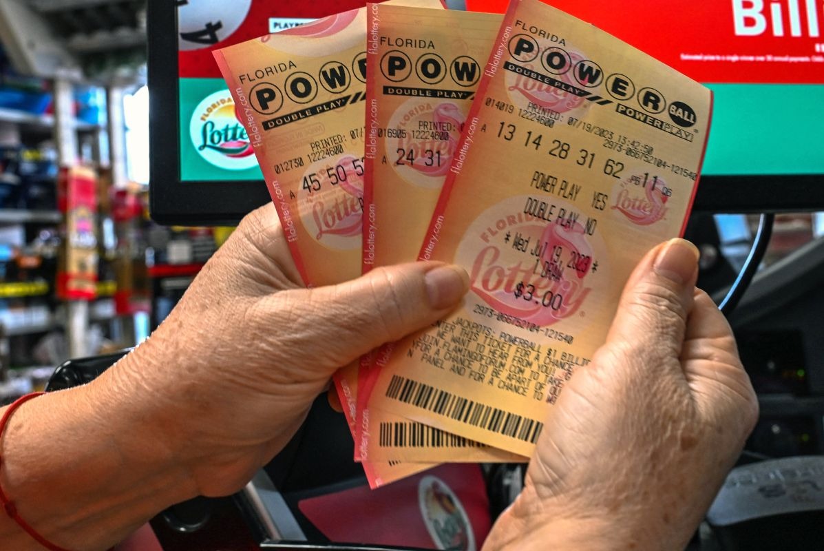 Conoce los números ganadores y el jackpot de Powerball del lunes 8 de enero de 2024 (Foto: AFP)
