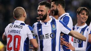 Más lejos de Porto: Miguel Layún con opciones de cambiar de club, según representante