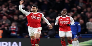 Los Gunners defienden el liderato de la Premier League en el duelo Aston Villa vs Arsenal (Crédito: Alam,y stock Photo).