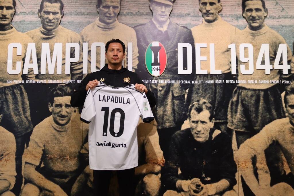 Gianluca Lapadula usará la 10 en Spezia.