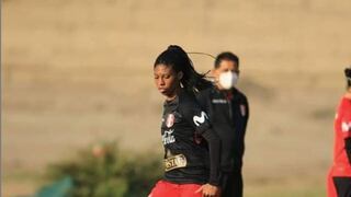 Jugadoras de Universitario y Alianza Lima participan en campaña contra el racismo en el fútbol femenino