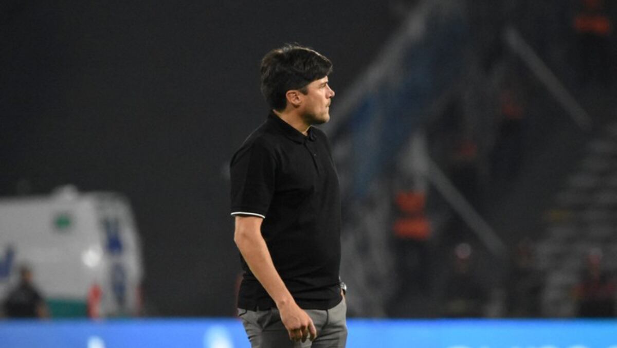 El 'cacique' medina, DT de Talleres. (Foto: AFP)