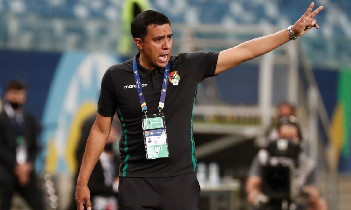 Universitario negocia con César Farías para que sea su nuevo DT. (Foto: Getty Images)