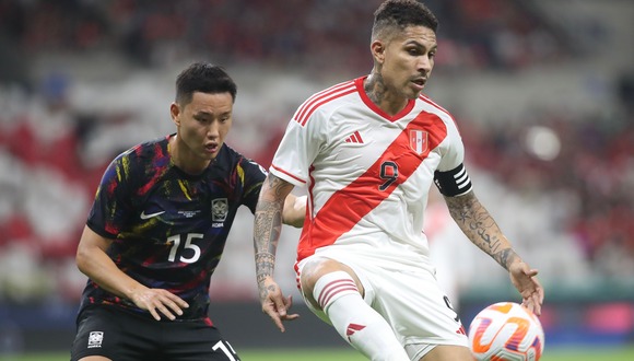 Paolo Guerrero ante Corea del Sur (Foto: FPF).