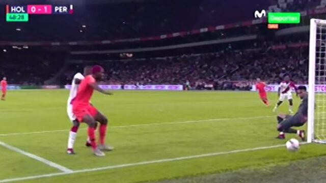 Pie salvador Pedro Gallese evitó el gol de Holanda [VIDEO]