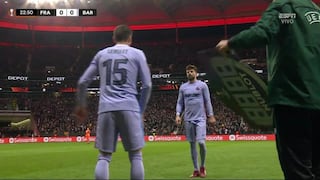 No pudo seguir: Piqué se lesionó y tuvo que ser cambiado en el Barcelona vs. Frankfurt [VIDEO]