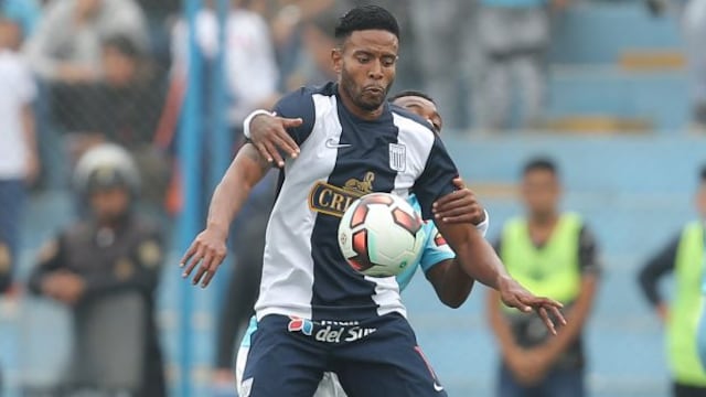 De '11' o de '9', ¿cómo debe jugar Lionard Pajoy en Alianza Lima?