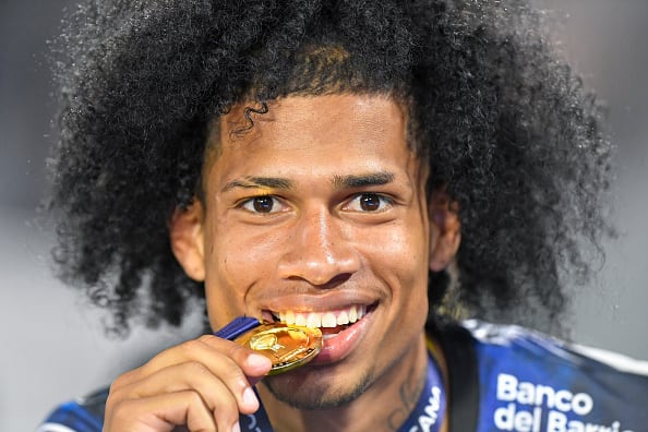 El jugador ecuatoriano de Liga de Quito Marco Angulo, que sufrió un grave accidente de tráfico hace 39 días, ha fallecido esta madrugada, según confirmó su club y la Federación Ecuatoriana de Fútbol (FEF), (Foto: Getty Images)