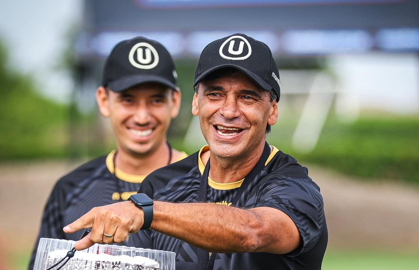 La racha de 13 partidos de Bustos: ¿es el mejor arranque de su carrera como DT y qué récords puede registrar con la ‘U’?