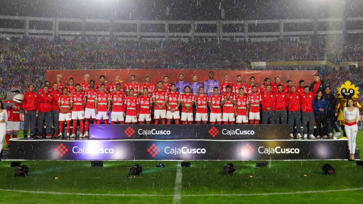 La Noche del Rojo Imperial fue transmisión exclusiva de Golperu. (Foto: Cienciano)