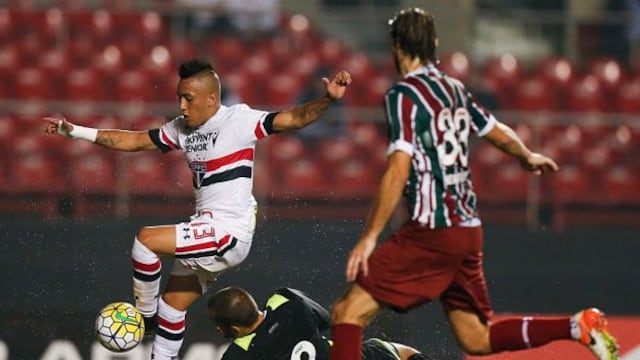 Christian Cueva destacó, pero Sao Paulo perdió 1-0 ante Atlético Paranaense