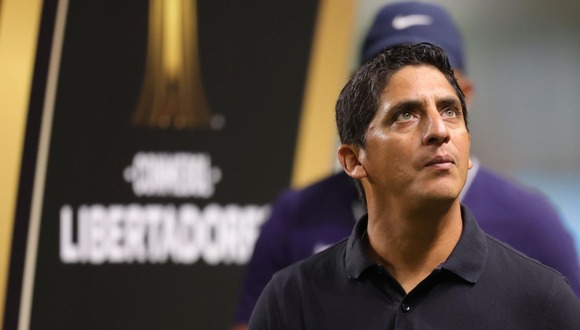 Guillermo Salas analizó la participación de Alianza Lima en la Copa Libertadores 2023. (Foto: EFE)