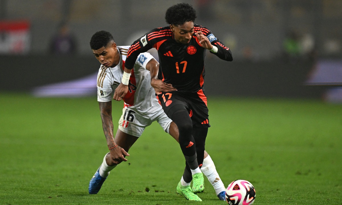 En el Estadio Nacional de Lima, Perú y Colombia igualaron 1-1 en la Jornada 7 de las Eliminatorias. (Foto: AFP)