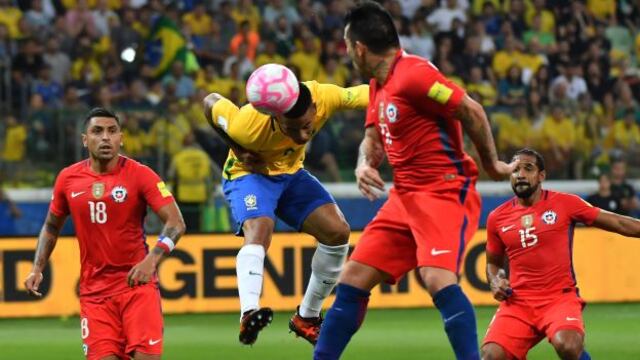 Crack de Chile negó que vaya a retirarse de la selección tras fracaso hacia el Mundial Rusia 2018